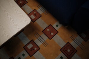 Matta åt en installatör